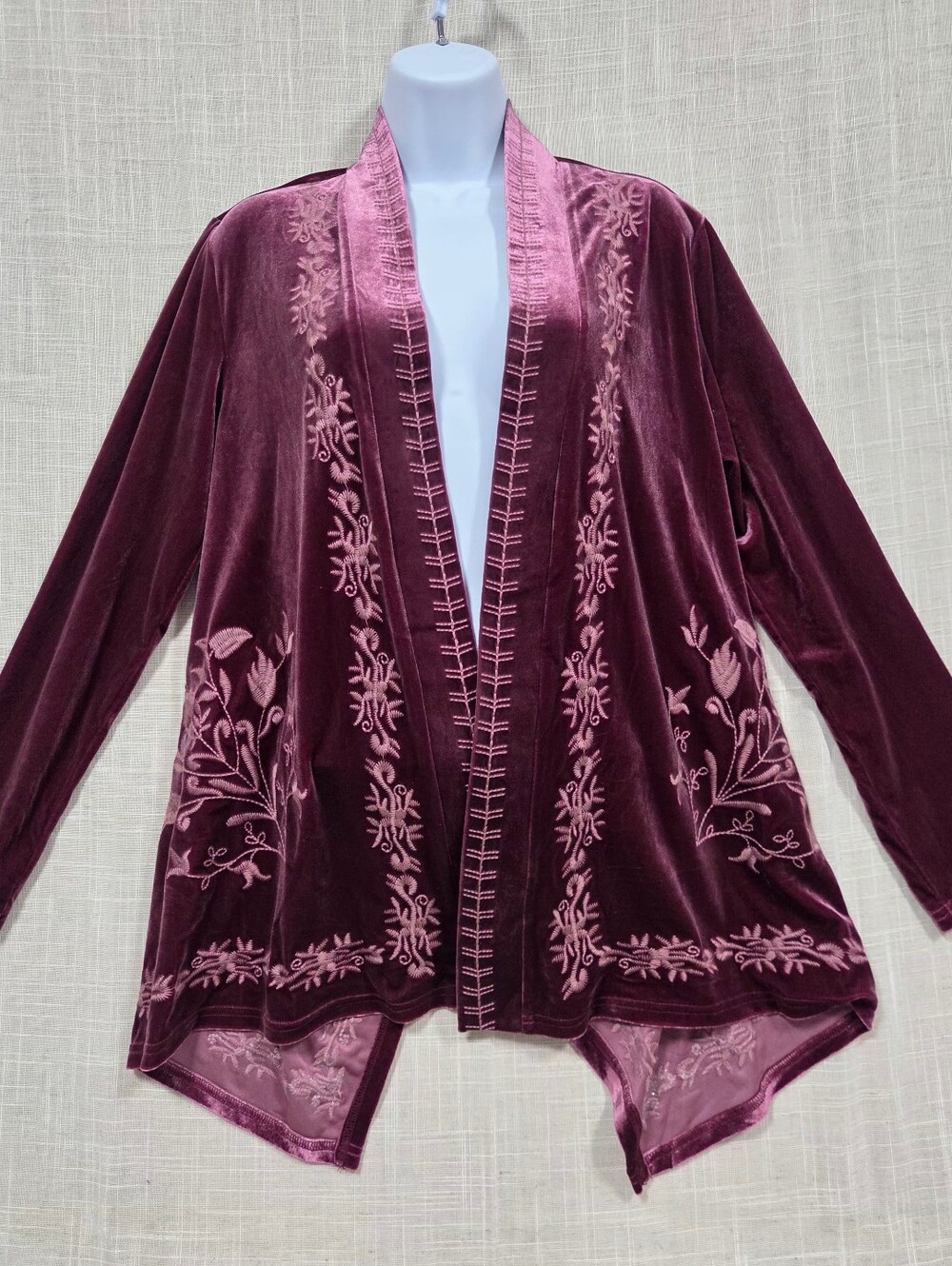 La Bellum Hillary Scott Velvet Floral Embroidered Boho Kimono Cardigan Small